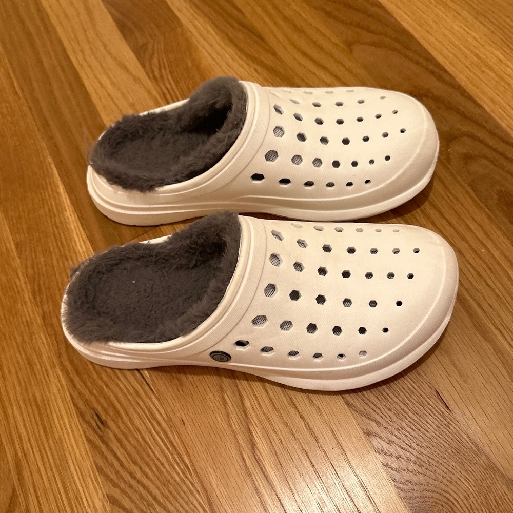Slip on shoes